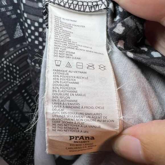 PrAna Cali Athletic Dress Gray Geometric Print Racerback Empire Waist  Sz Medium - Picture 11 of 15